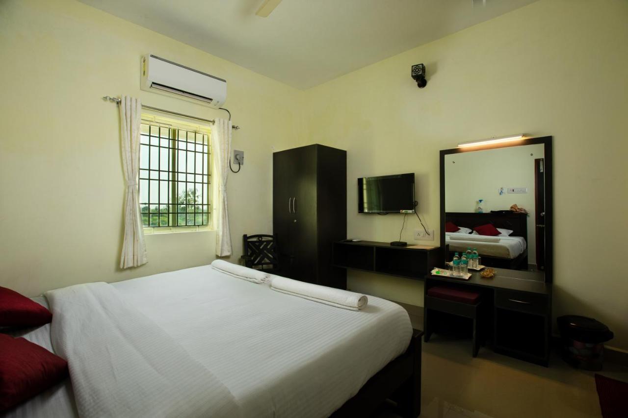 Srichand Business Class Rooms Thiruvallur Dış mekan fotoğraf